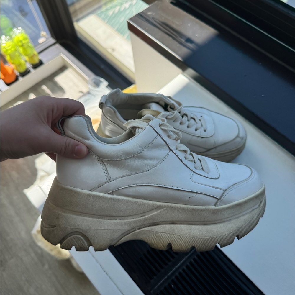 Steve Madden Cream Casual Sneakers